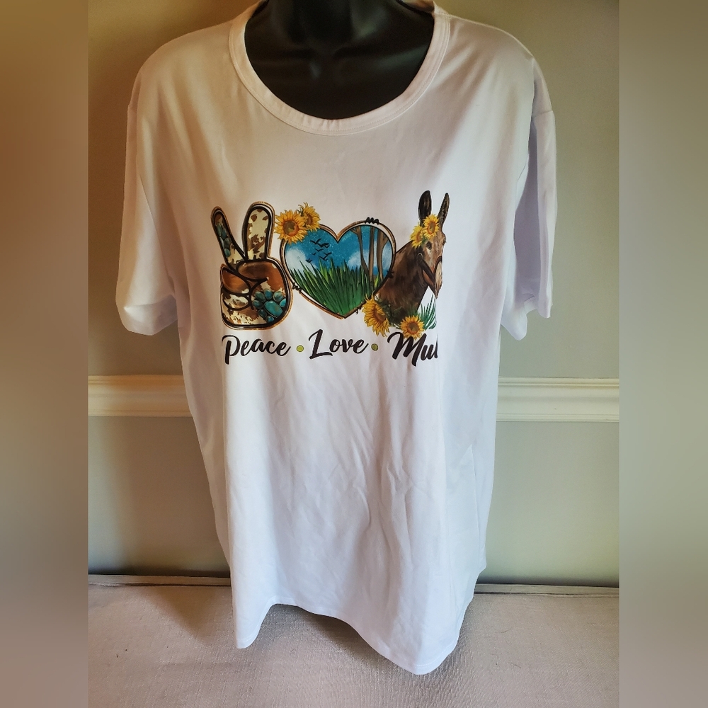 White Short Sleeve Tee with Artistic Graphic Design Peace Love Mule Xxl